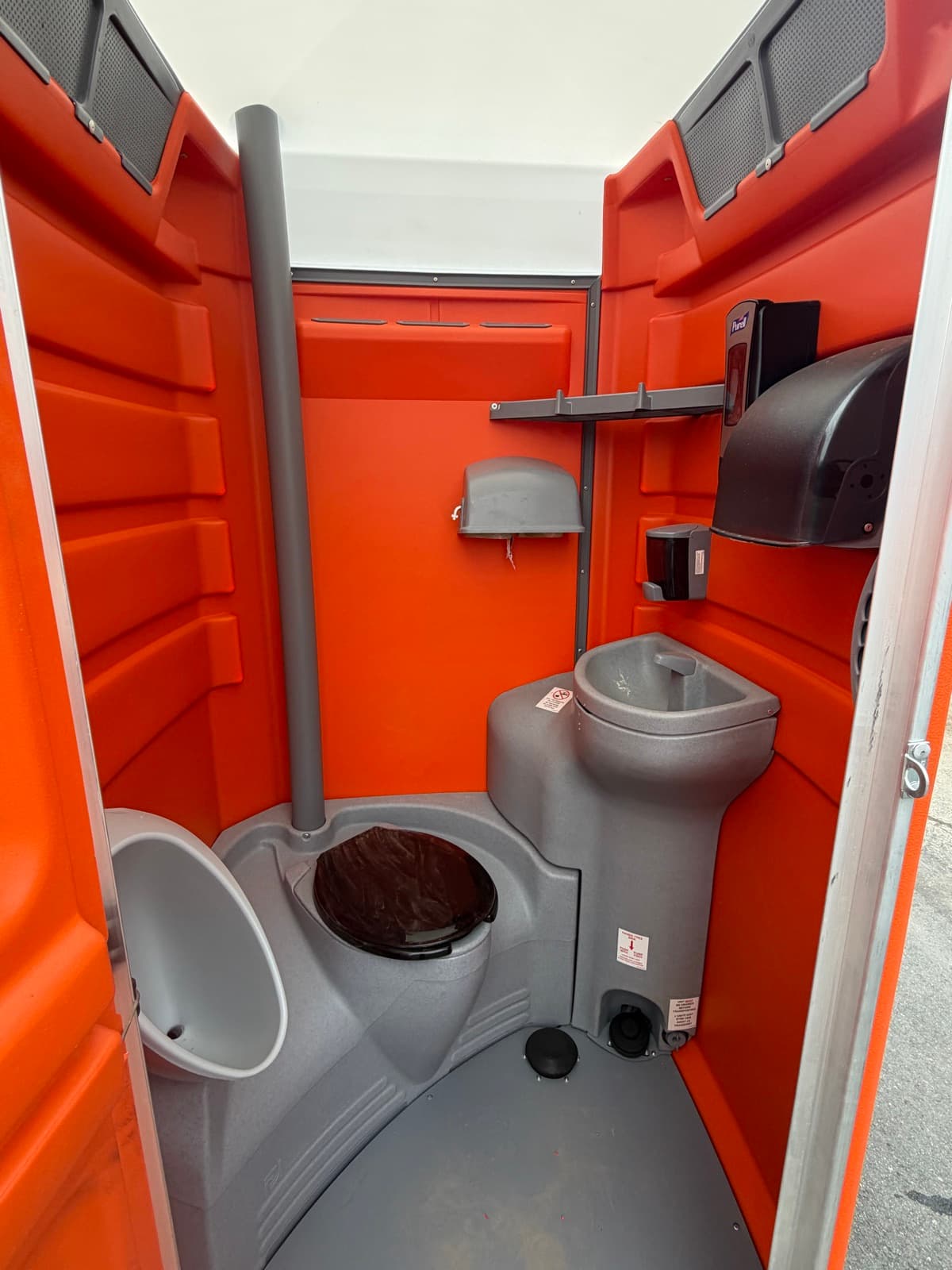 Fresh Flush Washrooms photo 1
